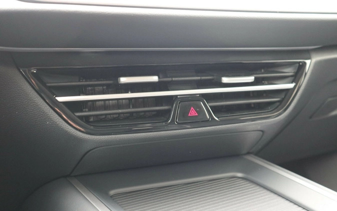 Volkswagen Passat cena 208590 przebieg: 8, rok produkcji 2024 z Olsztyn małe 379